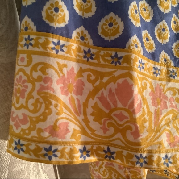 Light, airy J.Crew top. - Picture 4 of 4